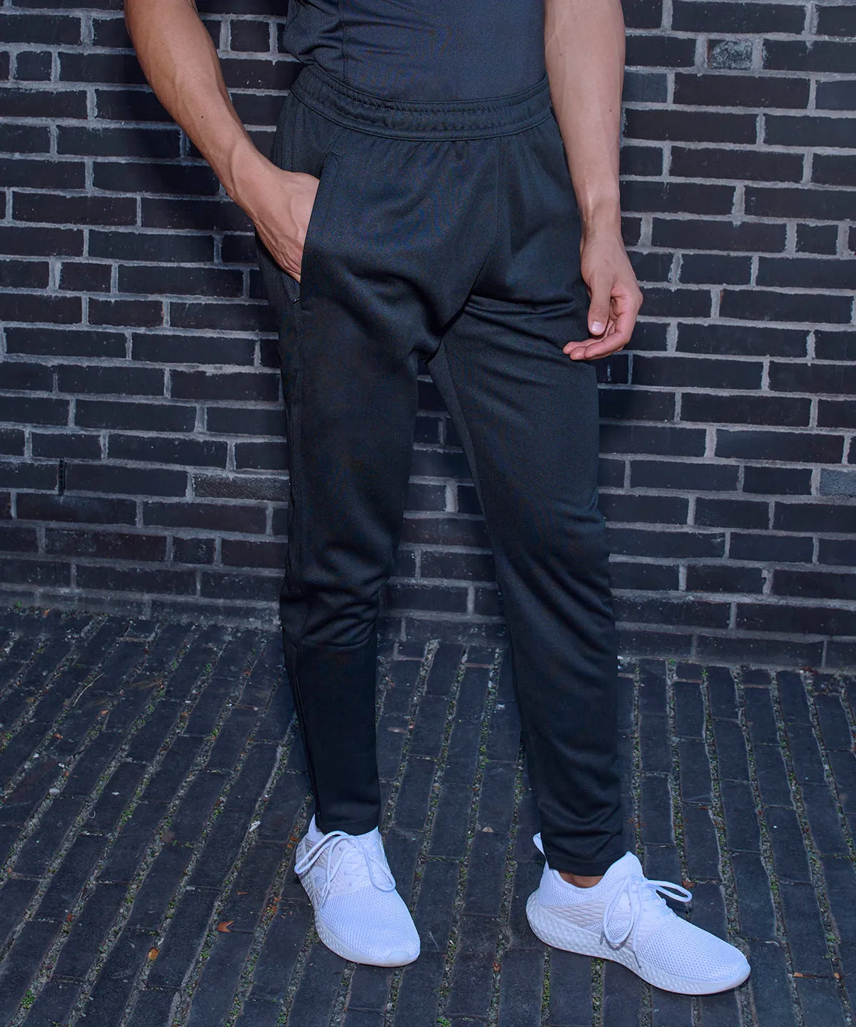 Navy - Slim leg training pants